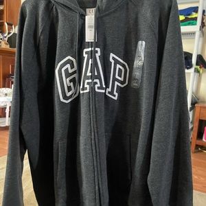 Woman’s Gap size XXL zip up hoodie